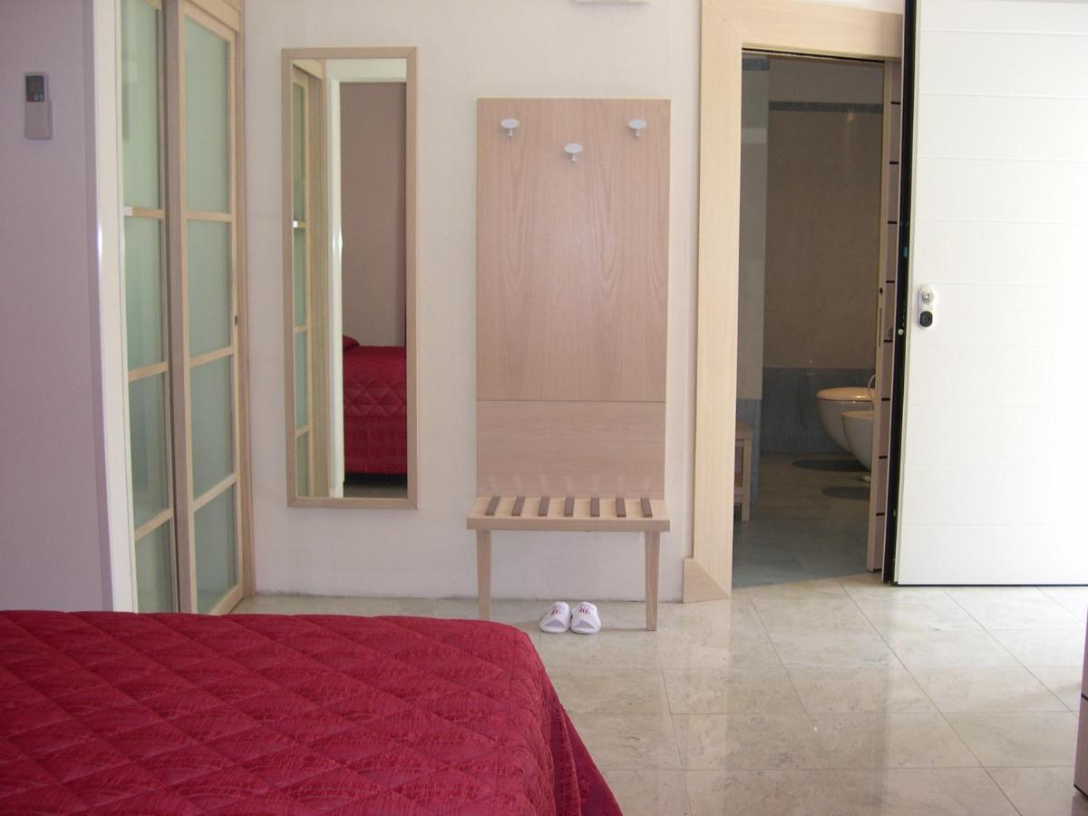 Hotel Bristol Тиррения Экстерьер фото